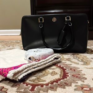 Tory Burch satchel bag. Comes with dust cover and over the shoulder strap.